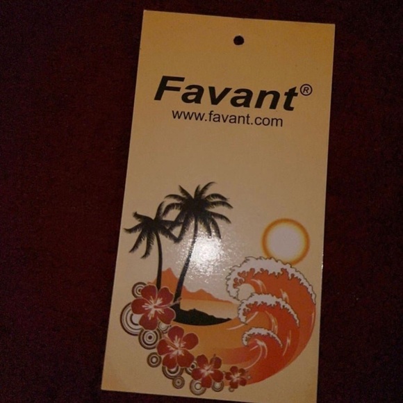 Super cute dresses FROM HAWAII NEW!! - Picture 5 of 6